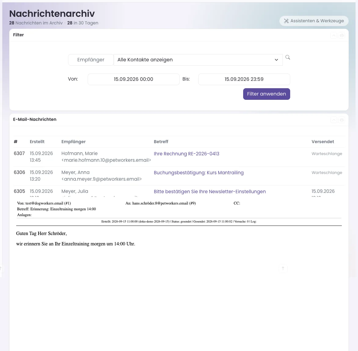 Nachrichtenarchiv mit Filter nach Empfänger und Zeitraum und der Liste versendeter Mails
