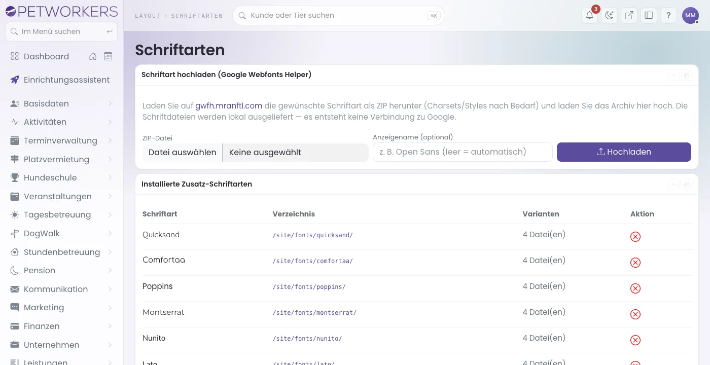 Die Seite Schriftarten mit dem Upload-Kasten und der Liste installierter Schriften