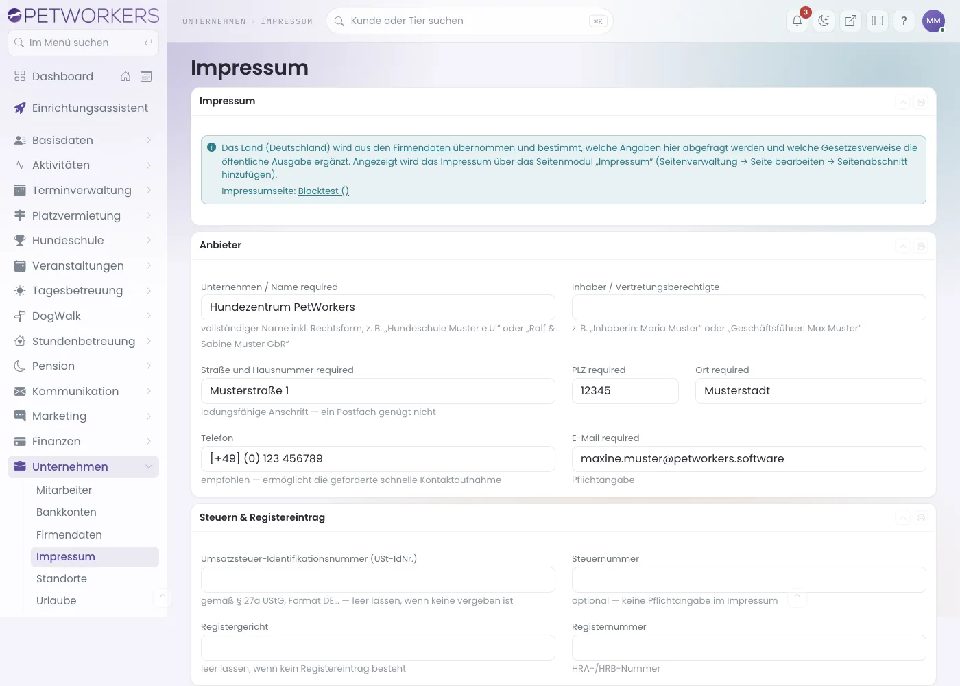 Das Impressum-Formular mit den Kästen Anbieter, Steuern und Registereintrag sowie Aufsichtsbehörde